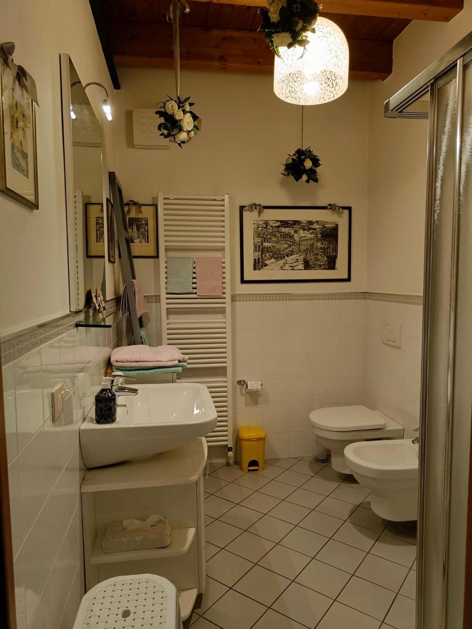 Bed & Breakfast Lucy Бардолино Экстерьер фото