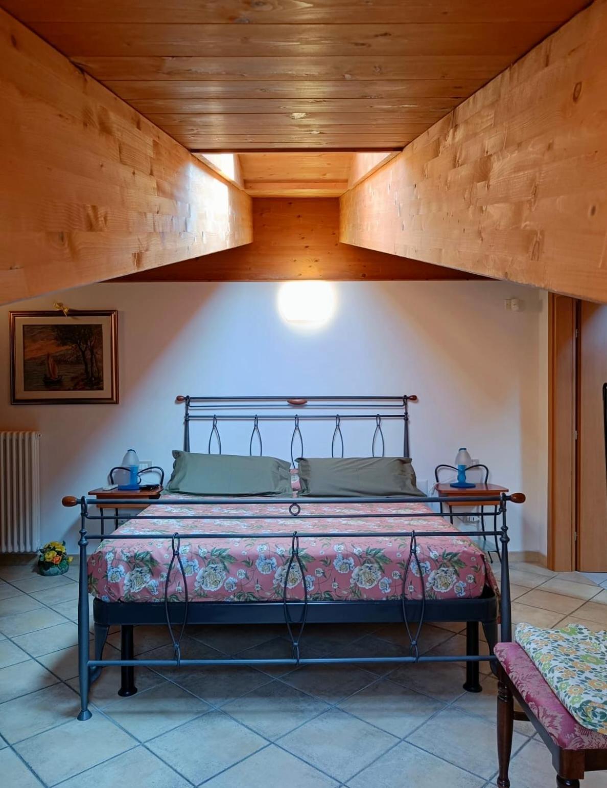 Bed & Breakfast Lucy Бардолино Экстерьер фото