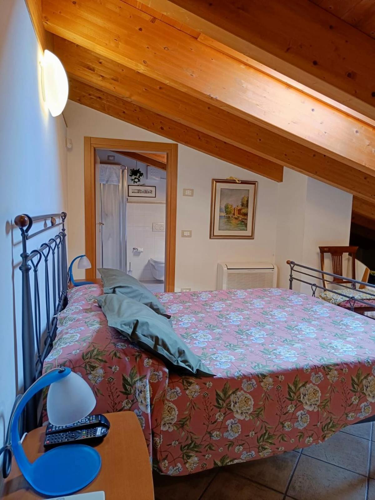 Bed & Breakfast Lucy Бардолино Экстерьер фото